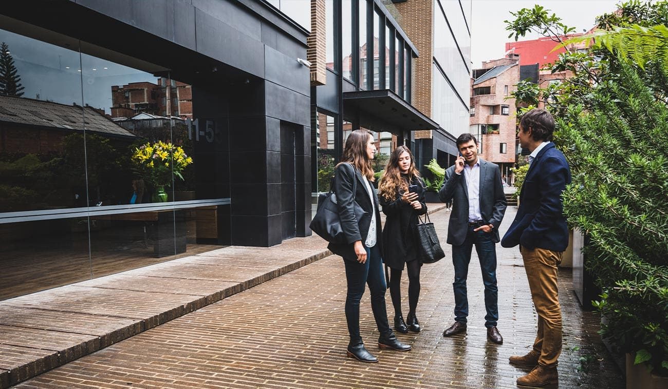 beneficios de instalar tu empresa en el sector el retiro en bogota