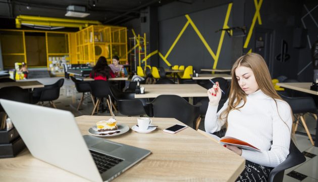 Espacios que inspiran y conectan: Coworking para nómadas digitales en BogotáEspacios que inspiran y conectan: Coworking para nómadas digitales en Bogotá