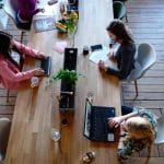 ¿Privacidad o comunidad? La elección entre coworking público y privado